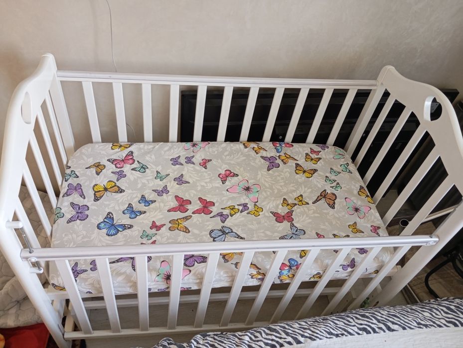 Детский манеж в очень хорошем состоянии