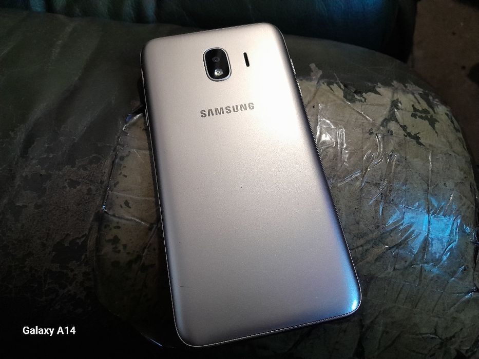 Samsung Galaxy J4  (2/16)