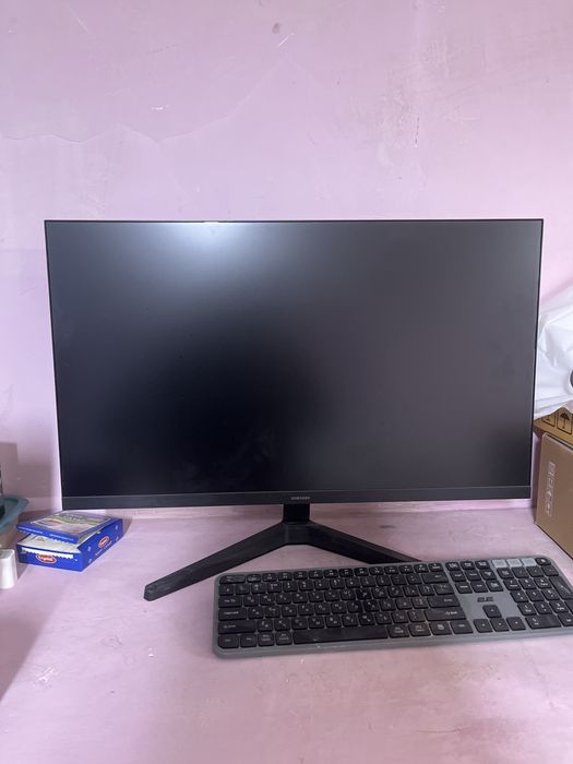 Монитор Samsung 27”