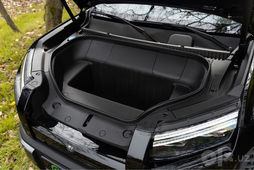 Byd Leopard 3 Qora Salon 4 AWD
