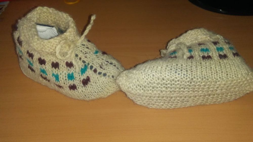 Детски терлици от домашна вълна