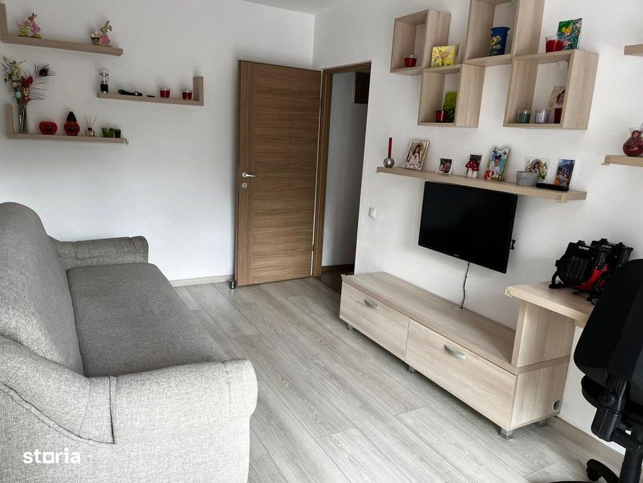 Apartament de 2 camere decomandate, 64 mp, loc de parcare, zona Vivo — fotografia 1