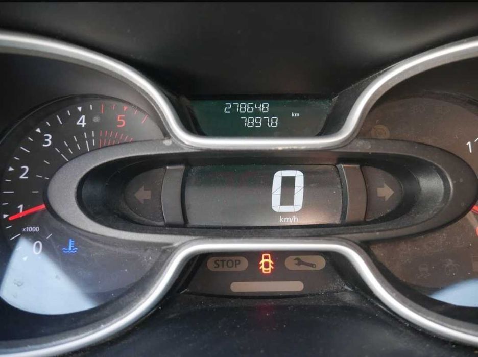 Nissan NV 300 2020
