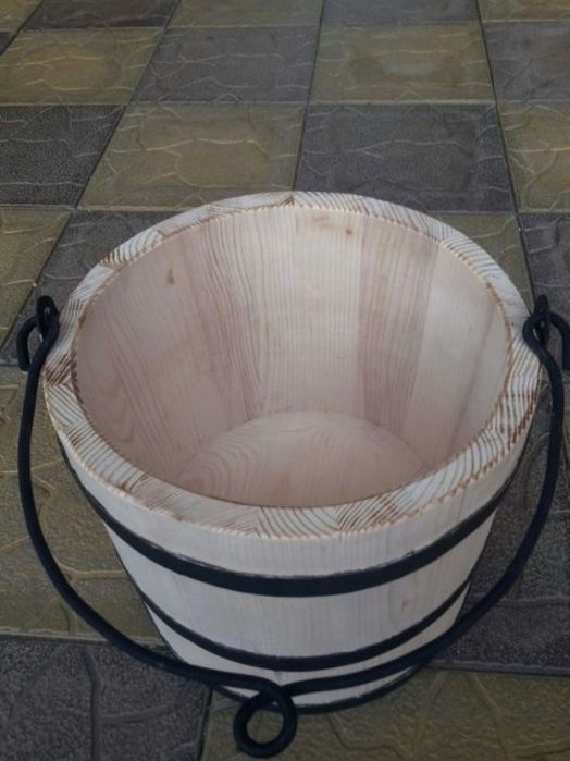 Găleata lemn fântâni, ornament