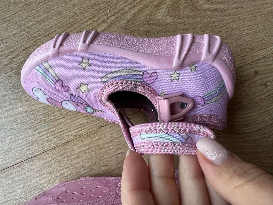 Пантофки - чисто нови 22 размер