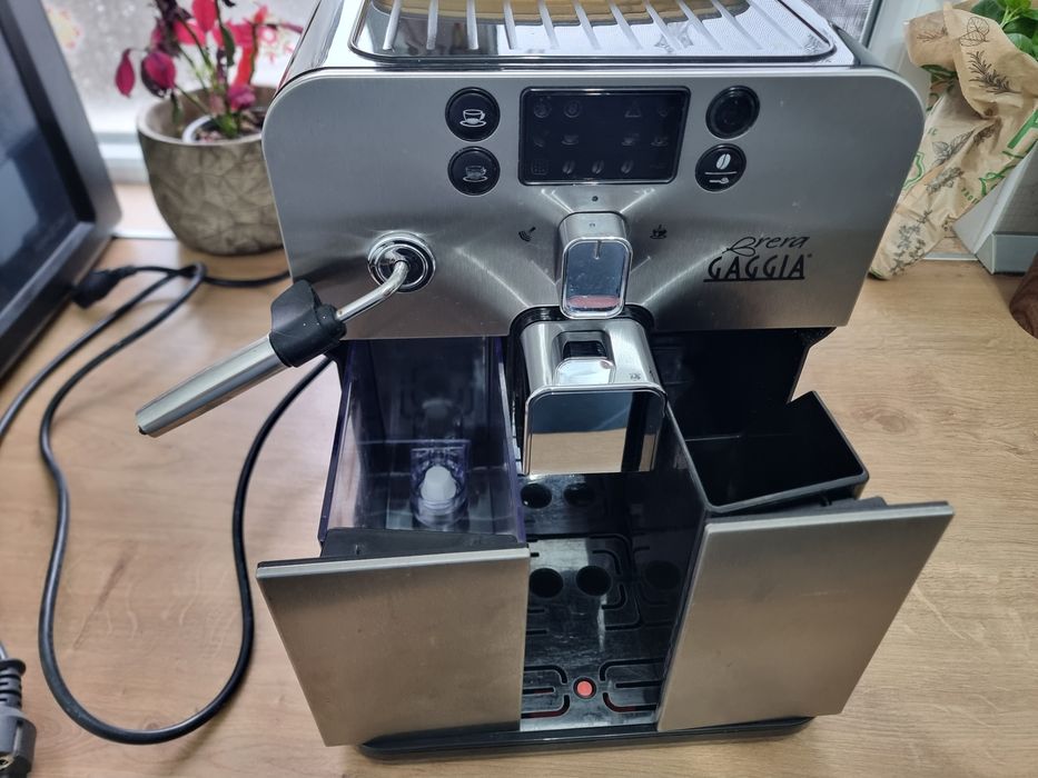 Espressor automat Gaggia Brera spumare ceai apa calda / fierbinte