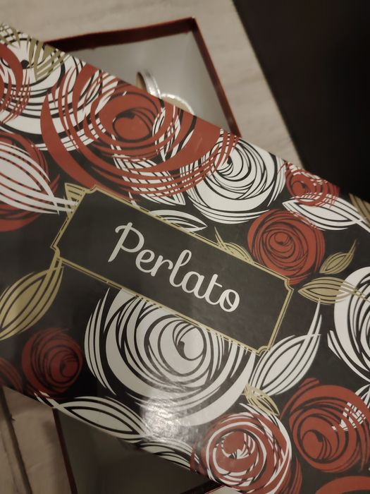 Сребристи сандали