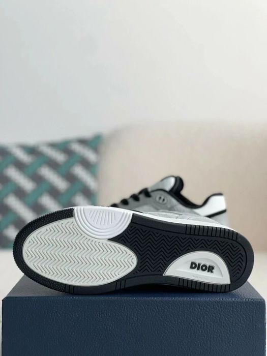 CD B27 Low-Top Sneaker / Grey / White / Black