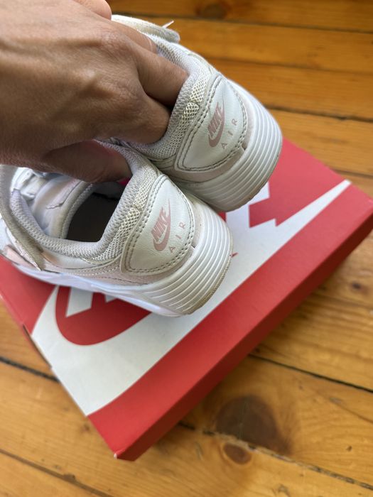 Маратонки Nike  31 ви номер