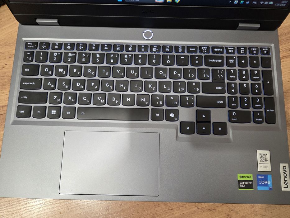 Lenovo loq/ленова лук