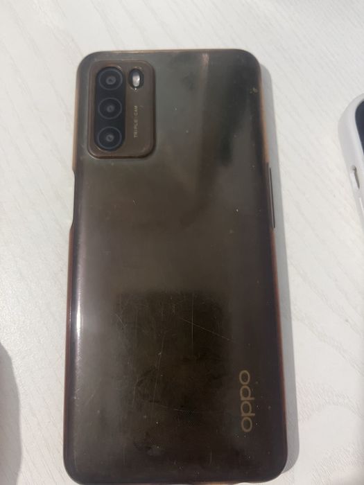 Телефон Oppo a16