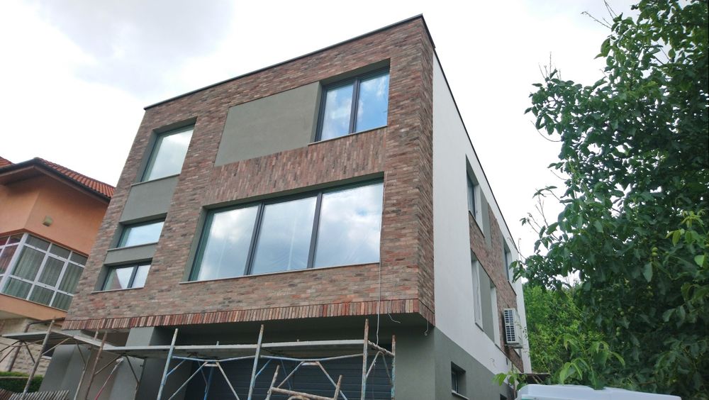 Zugrav  firnisaje interioare si exterioare