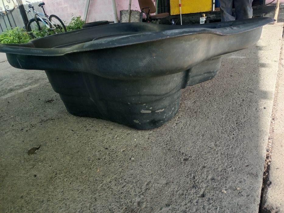 Продам декоративный пруд