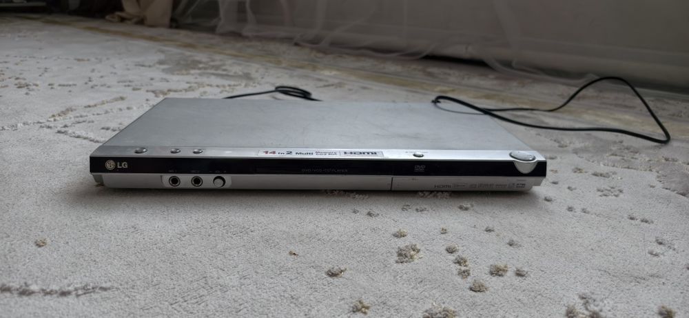 DVD player LG с hdmi и дисководом