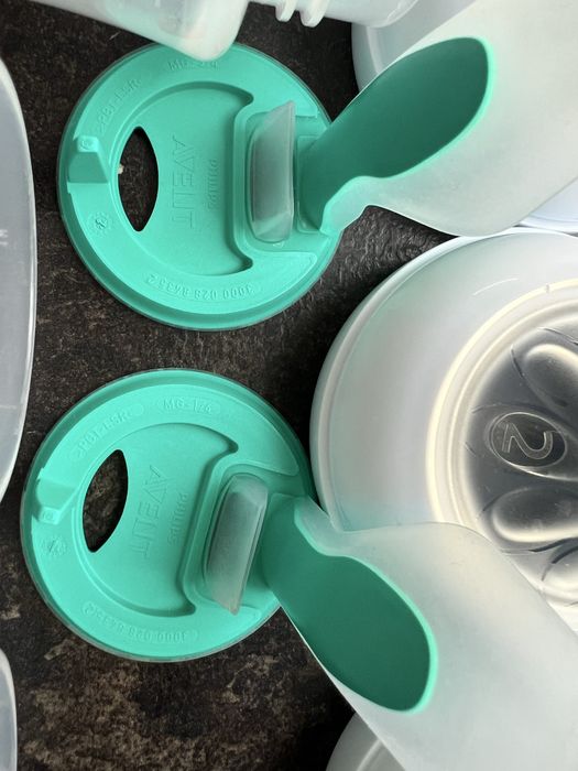 Шишета за новородено Philips Avent Natural Response с AirFree клапа