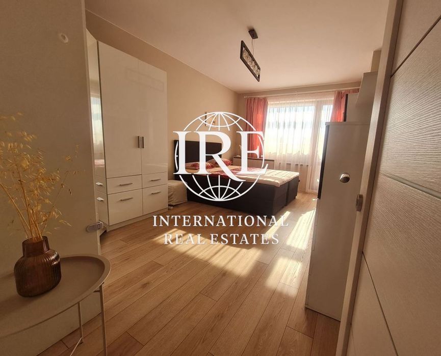 Продава се Двустаен апартамент в Варна, Бриз - 75 кв.м за 1394 €/кв.м - Снимка #3