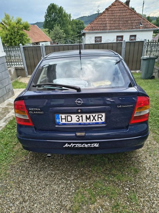 Vând opel Astra g