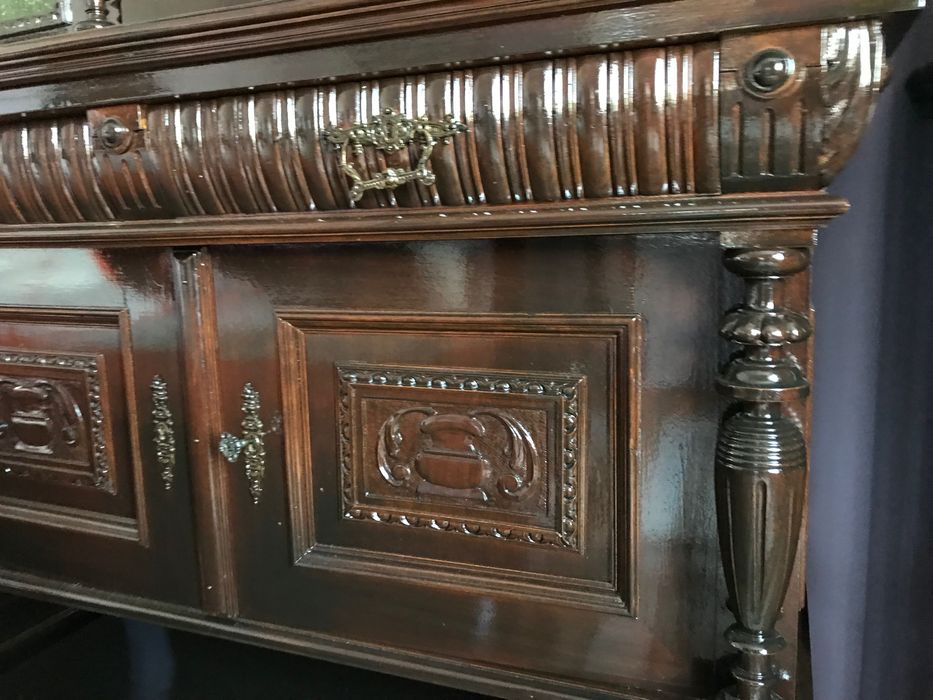 Mobila veche sculptata lemn masiv