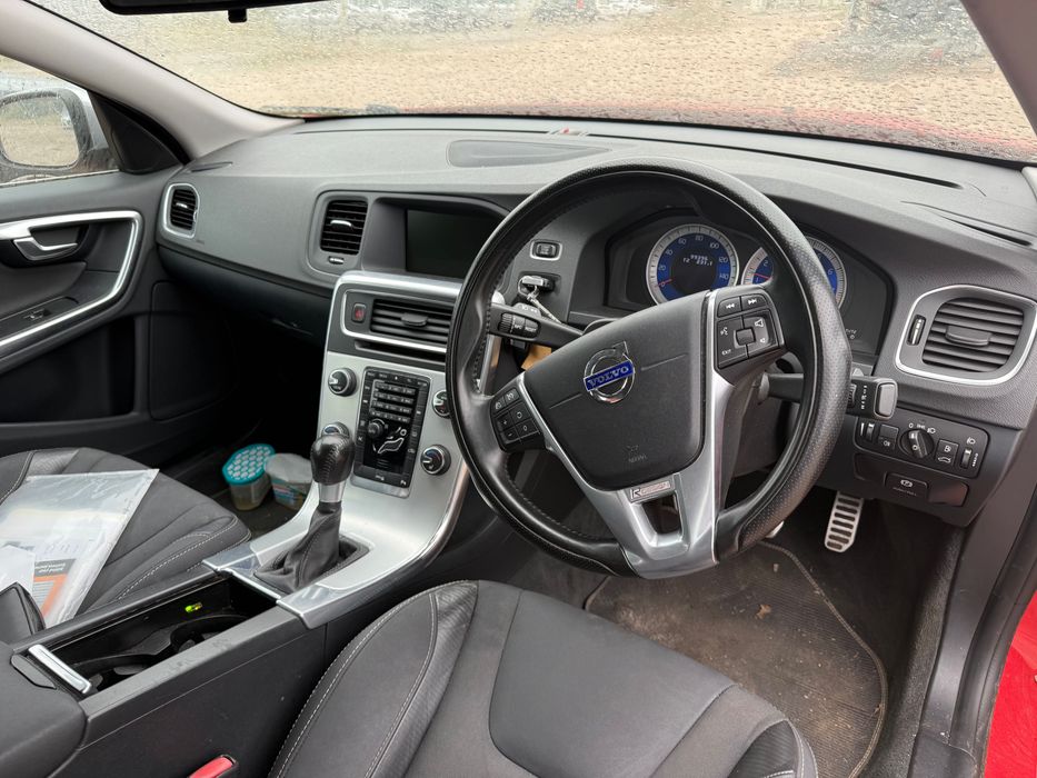на части Volvo s60 D3 1.6t R design 6 скорости 2011