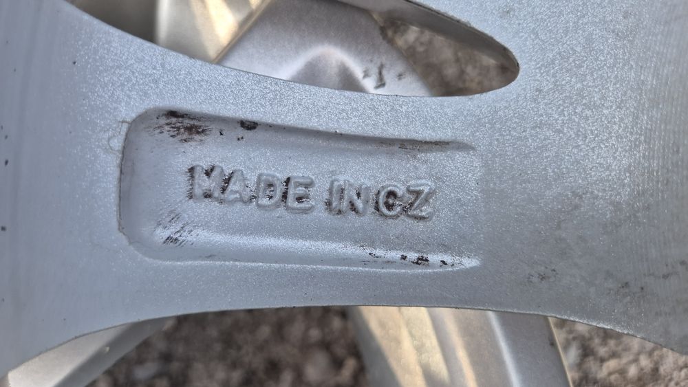 Оригинални джанти Шкода 5/100 Skoda Fabia 5x100