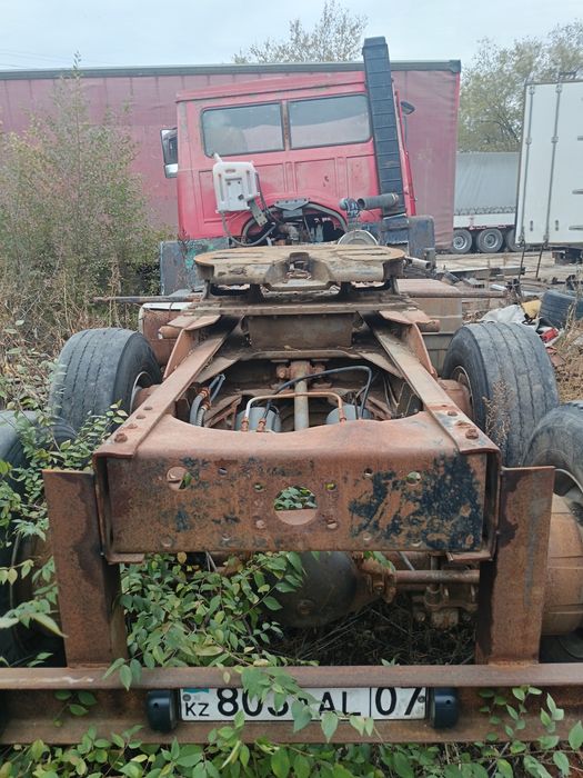 Тягач полноприводный  хово