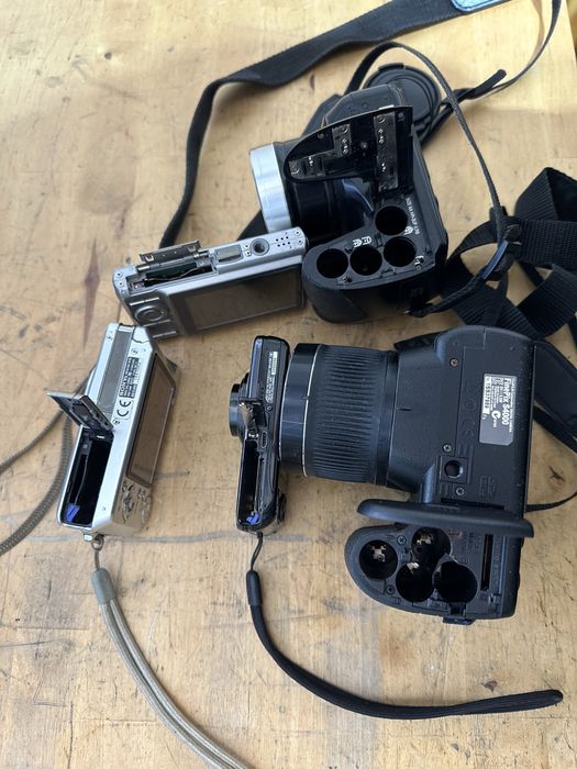 Vand un lot de aparate sony