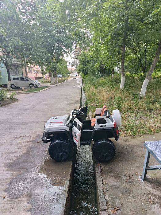 Машина для детей