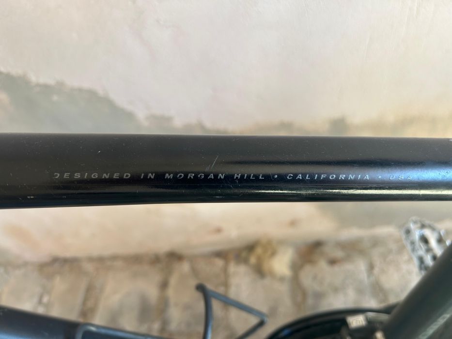 Bicicleta Specialized Crosstrail Amanet BKG