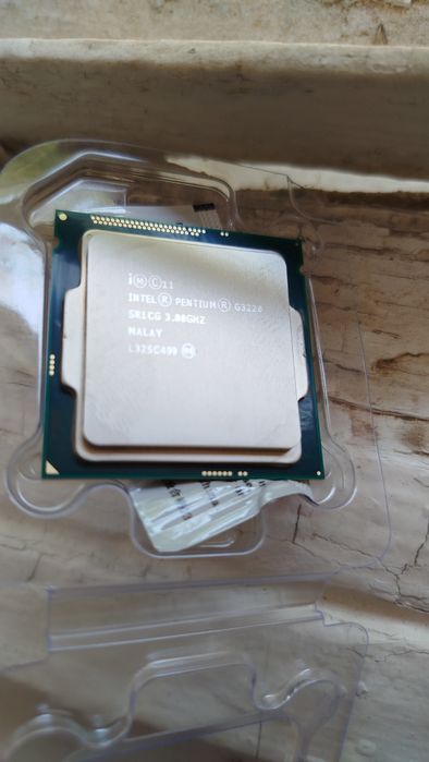 Продается процессор intel Pentium(R) CPU G3220