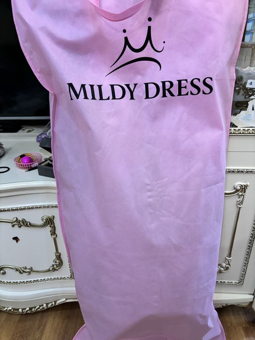 Продам платье для девочки