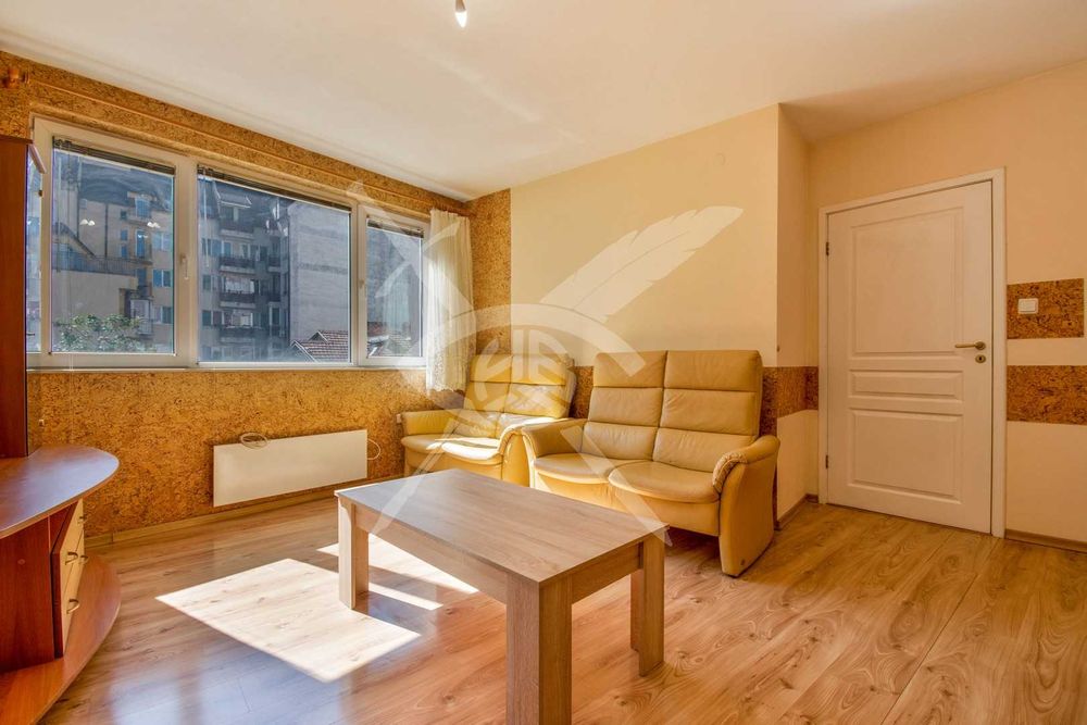 Двустаен апартамент в жк. Стрелбище № 10347