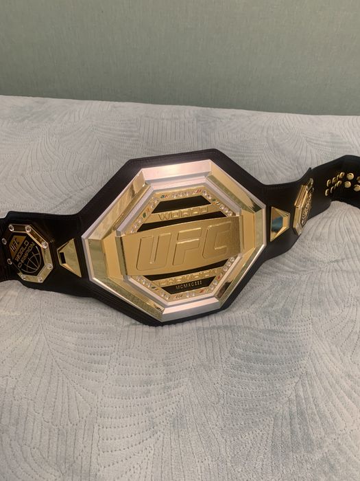 Пояс UFC в стиле чемпионского.