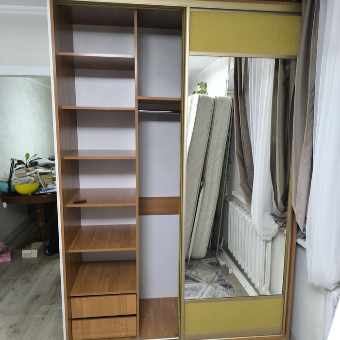 Продам Шкаф купе
