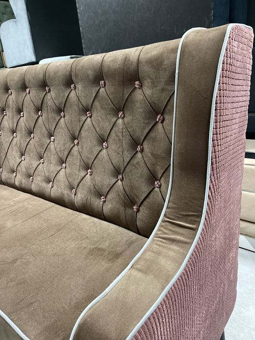 Диваны для кафе, ресторанов и баров.