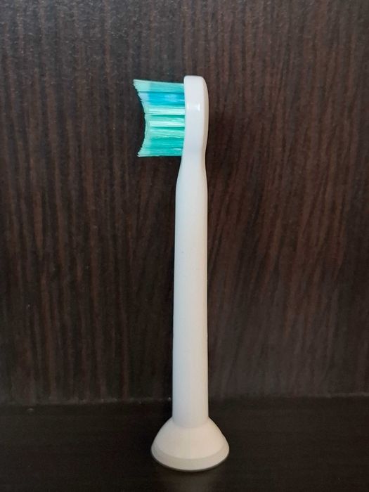 Накрайници/Детски Резервни глави за ел. четка за зъби Philips Sonicare, и накрайник за ПОЧИСТВАНЕ на ЕЗИКА Philips Sonicare TongueCare+ Т1