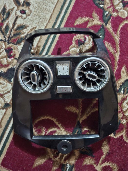 Spark magnitafon ramka sotiladid