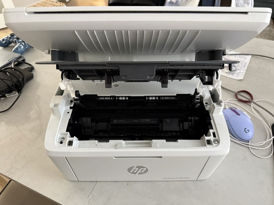 Продается Принтер hp