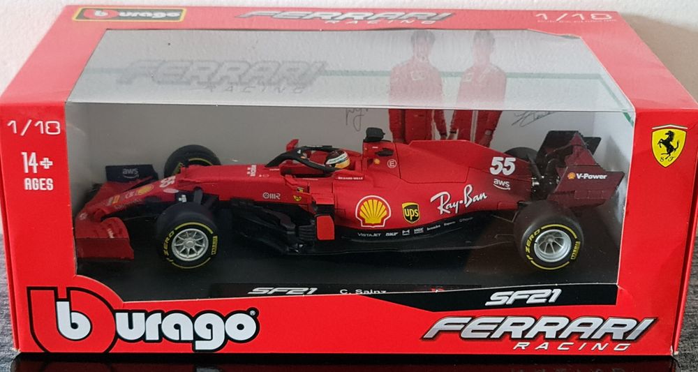 FERRARI SF21 C. Sainz Bburago 1:18