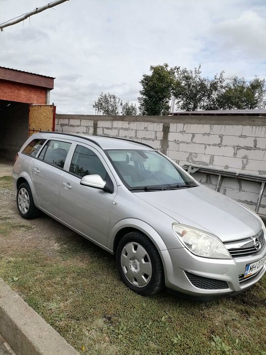 Opel astra h 1.7