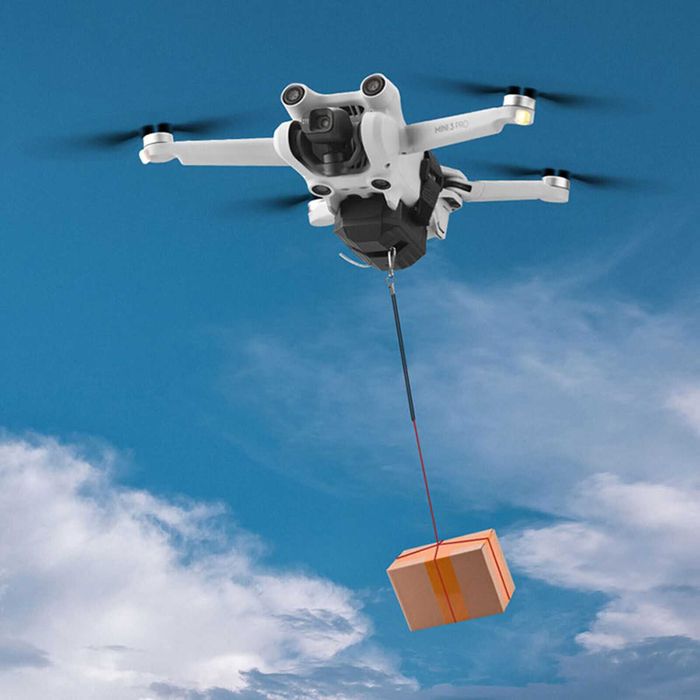 Система сброса кольца, букета, подарка для дрона