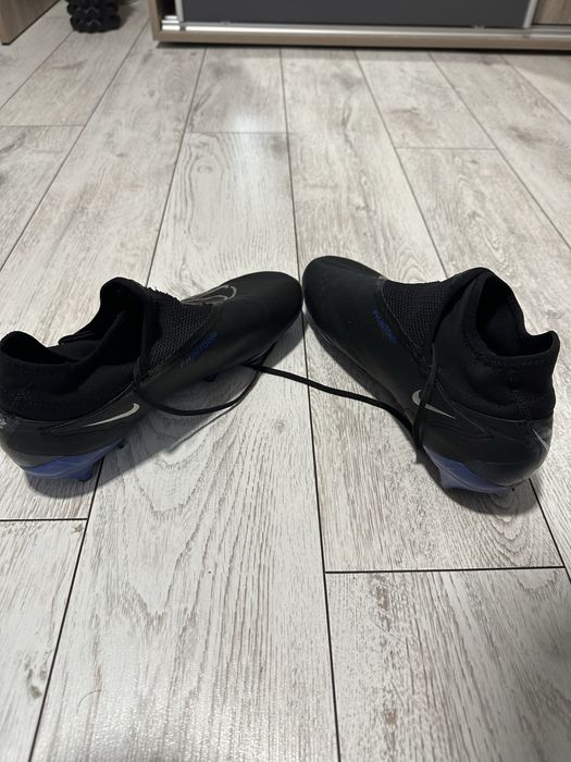 Бутонки Nike Phantom