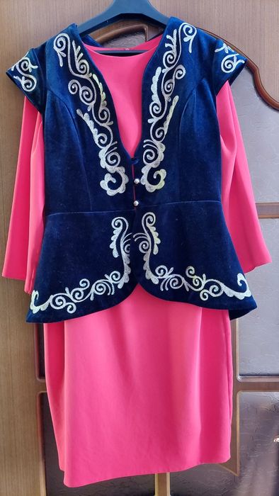 Камзолы  женские