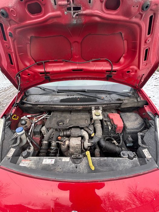 Vând Peugeot Partener