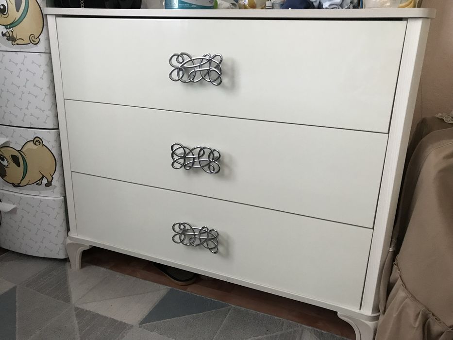 Продается спальный гарнитур