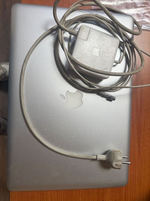 Apple MacBook Pro 15” 2011