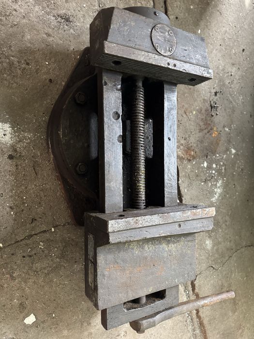 Тиски 250 губки сделано в СССР