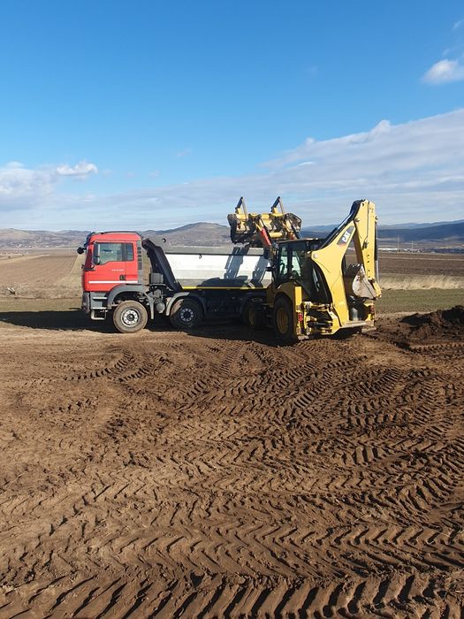 Inchiriez buldoexcavator bobcat excavator compactor basculă Demolări!