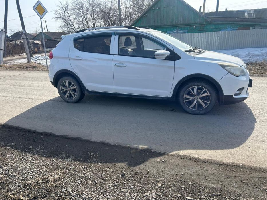 Продам  машину Lifan x 50