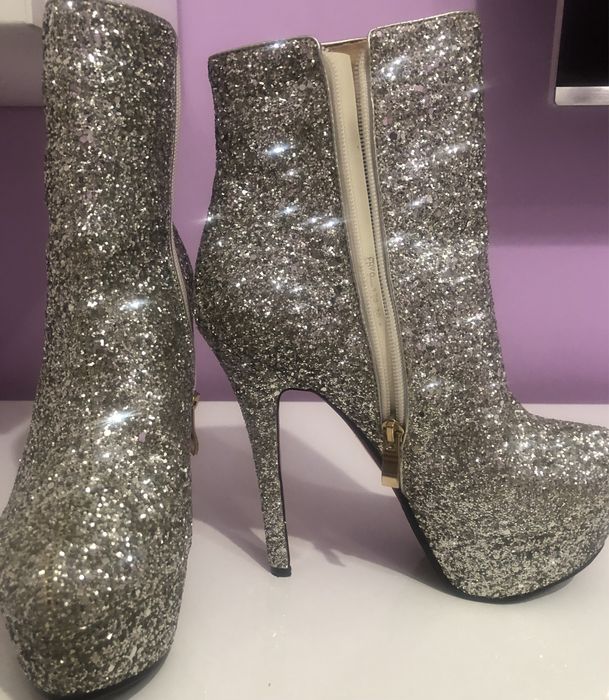 Ghete de ocazie, dama