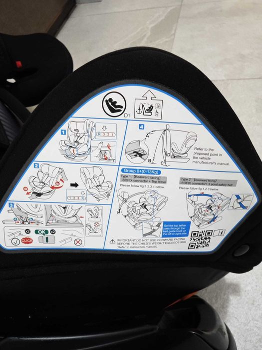 Scaun auto rotativ CHICCO unico GR.0+/1/2/3 (0 - 36 kg)